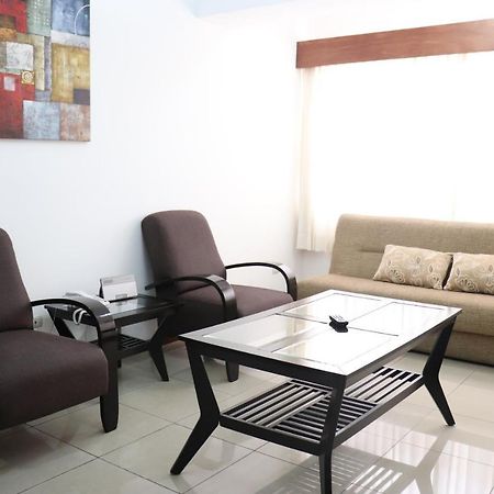 Suites Jardin Imperial Guatemala City Екстериор снимка