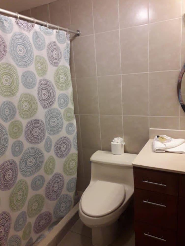 Suites Jardin Imperial Guatemala City Екстериор снимка