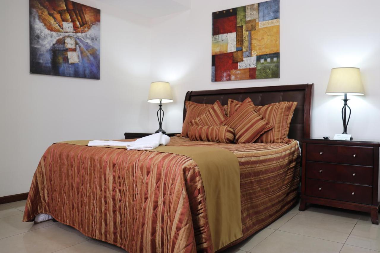 Suites Jardin Imperial Guatemala City Екстериор снимка