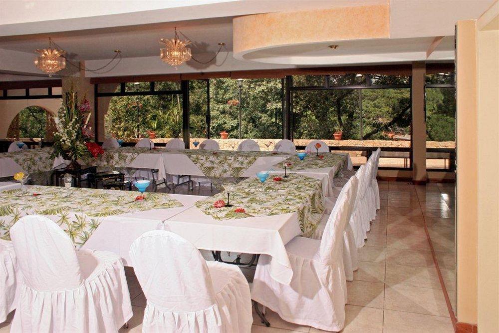 Suites Jardin Imperial Guatemala City Екстериор снимка