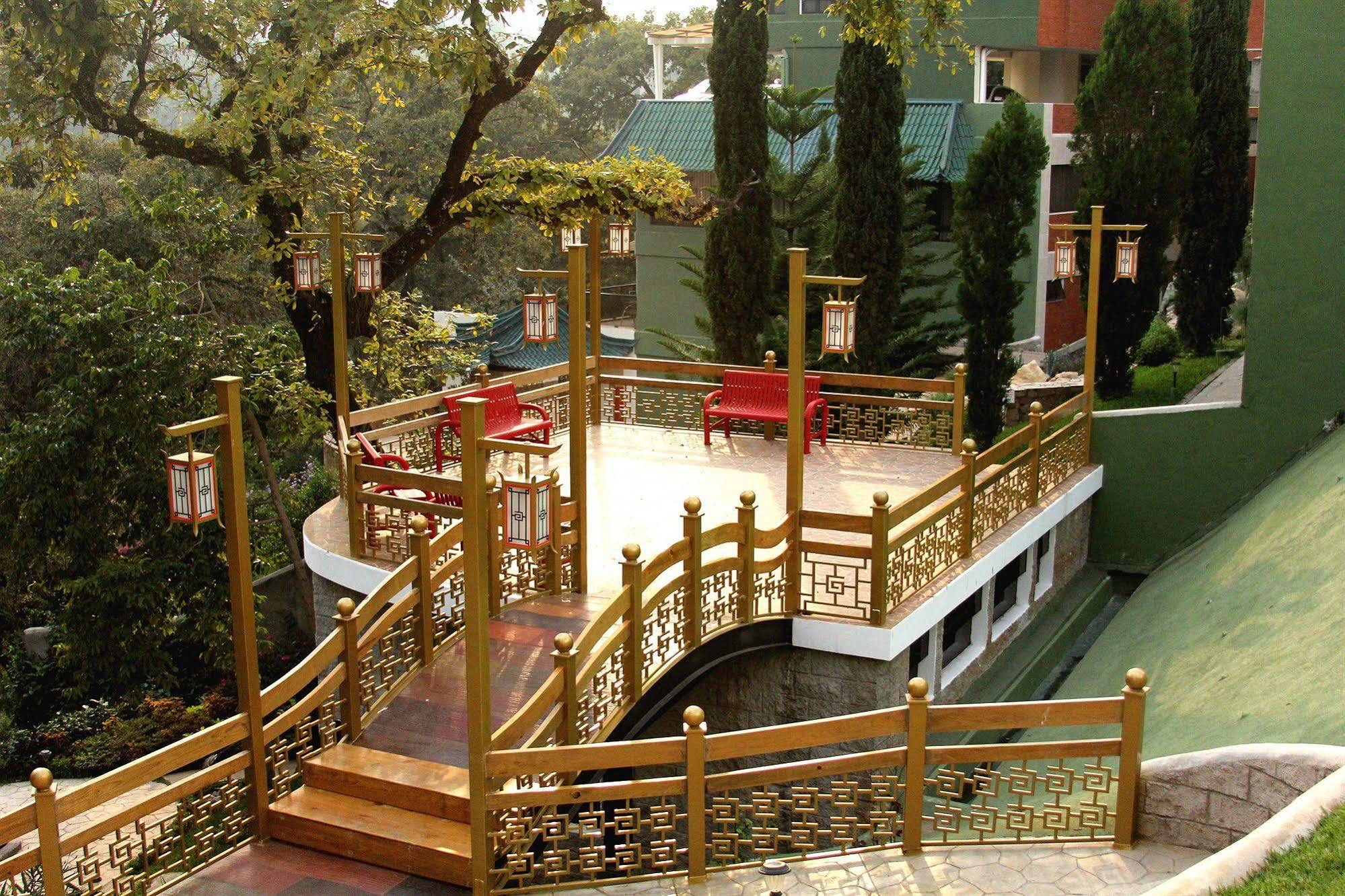 Suites Jardin Imperial Guatemala City Екстериор снимка